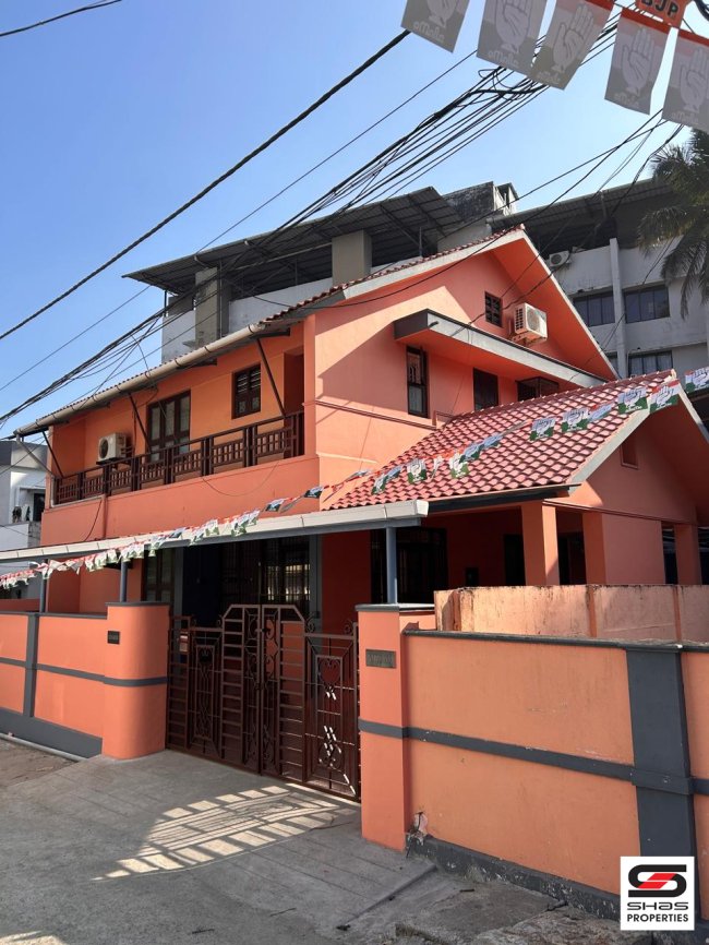 3 BHK house for sale in Koppam, Palakkad
