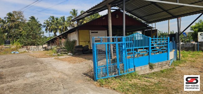 Commerical property for sale in Erattakulam, Palakkad