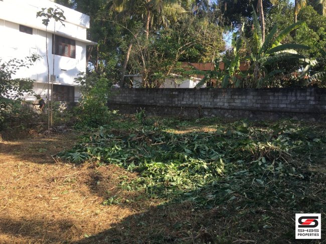 House plot for sale in Akathethara, Palakkad