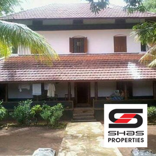 Traditional House for sale in Chithali, Palakkad 