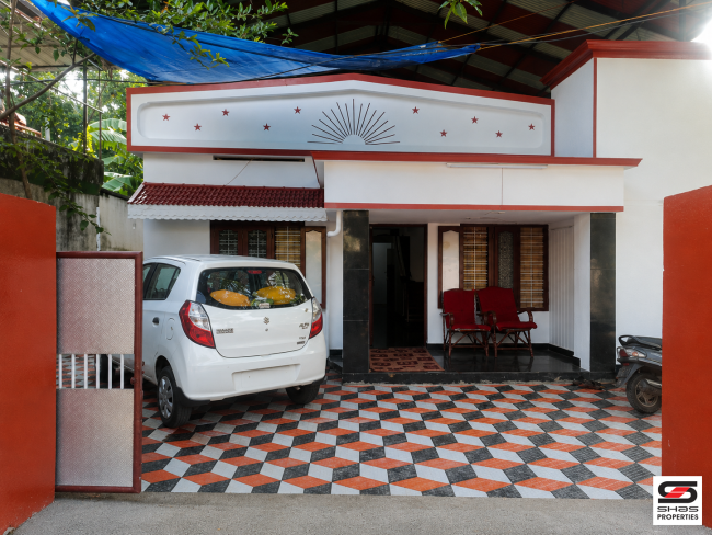 Land with House for Sale in Ayyathil, Kollam