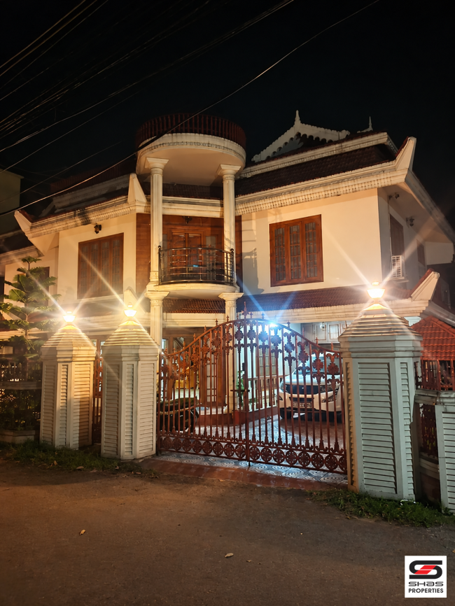 4 BHK House for Sale in Chandranagar, Palakkad