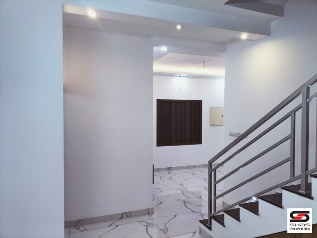  3 BHK House for sale at Maradu, Ernakulam