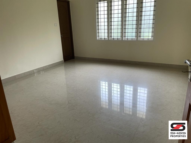  4 BHK House for sale near Petta , Ernakulam