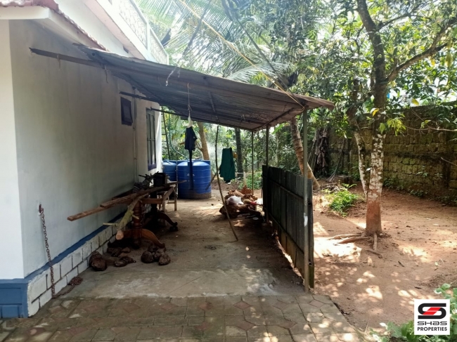 House for sale near Kenichira, Wayanad