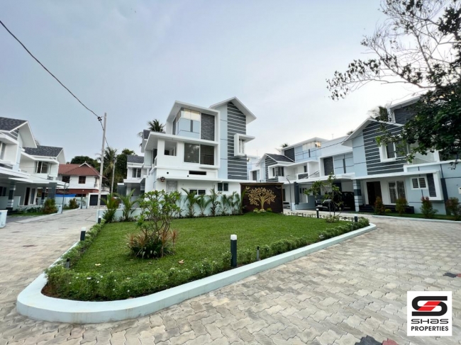 Villas for sale in Maradu, Ernakulam