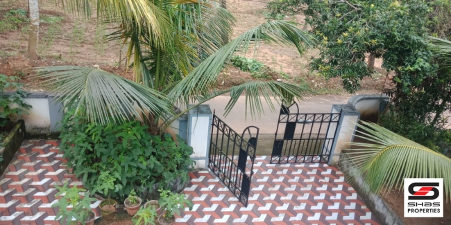 4 BHK house for sale at Angamaly, Ernakulam
