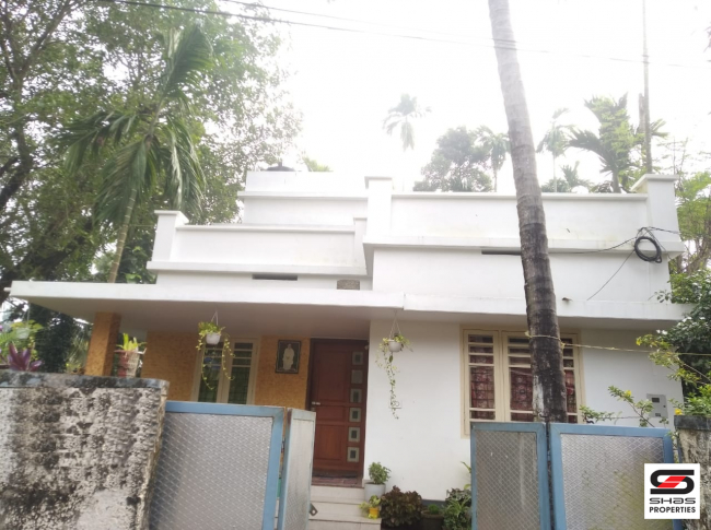 Independent 3 BHK house for sale at Manjummel, Ernakulam