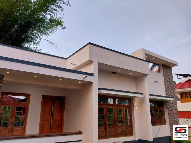 2 BHK house for sale in Kongad