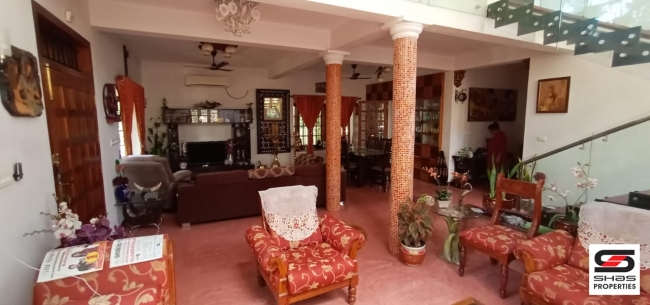 Furnished villa for sale in Vennala, Kochi