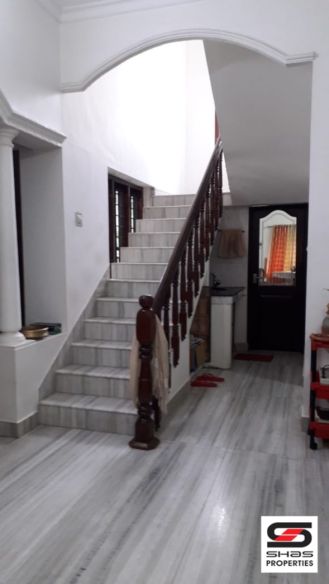4 BHK house for sale at Angamaly, Ernakulam