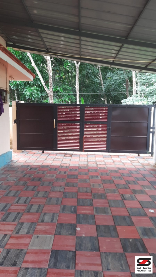 House for sale at Ayoor, Kollam