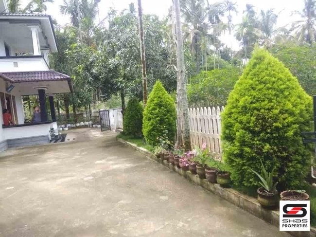 5 BHK house in Sulthan Bathery, Wayanad for sale