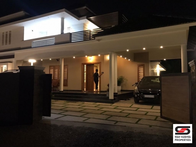 House for sale in Panangad, Kochi