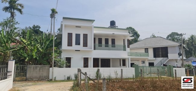 4 BHK house for sale in Sultan Bathery, Wayanad