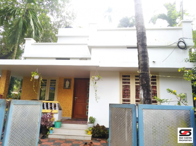 Independent 3 BHK house for sale at Manjummel, Ernakulam
