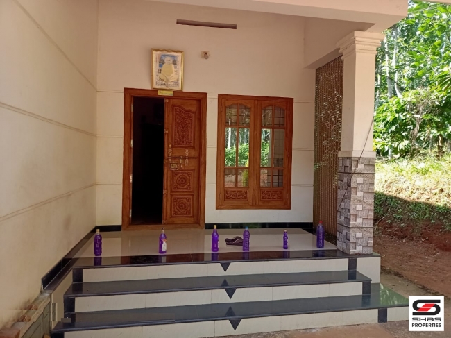 2 BHK House for sale at Sulthan Bathery, Wayanad