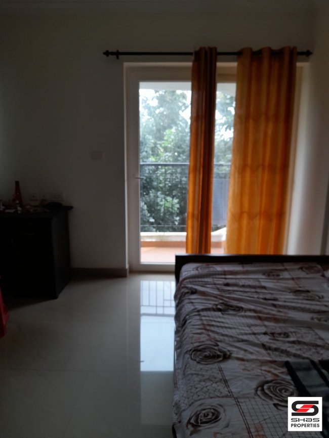 Furnished 3 BHK flat for sale in Aluva, Ernakulam