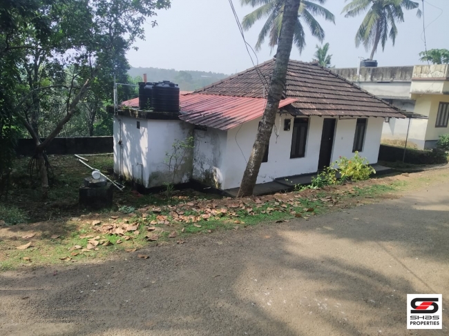 House plot with small house for sale at Kothamangalam, Ernakulam