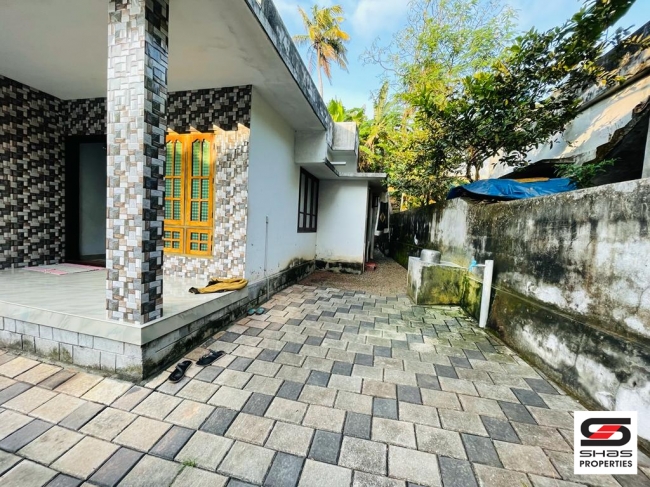 Budget house for sale at Mukhathala, Kollam
