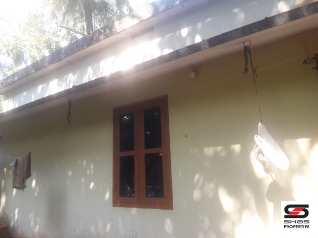 House with plot for sale at Cherpulassery, Palakkad