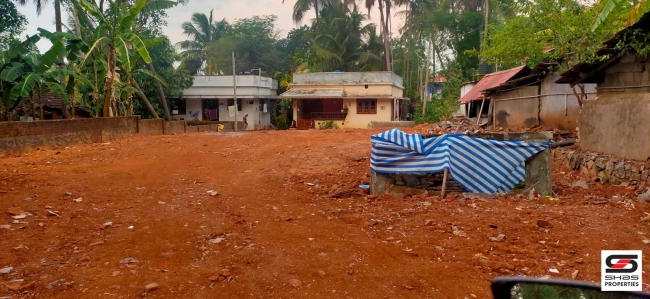 Commercial land for sale in Puthuppariyaram, Palakkad