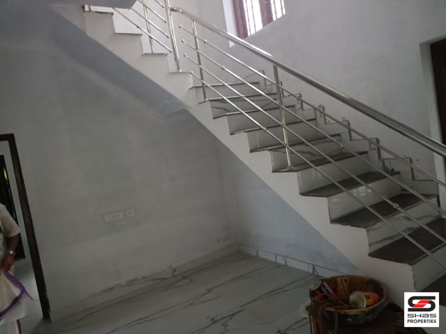 4 BHK house for sale in Mundur, Palakkad