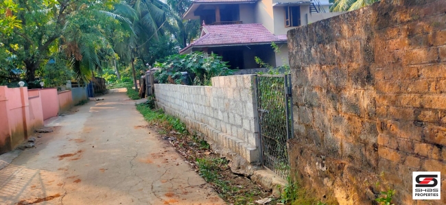 House plot for sale at Olavakkode, Palakkad.
