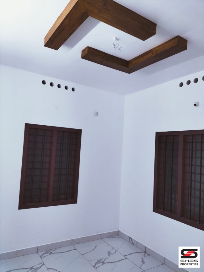  3 BHK House for sale at Maradu, Ernakulam