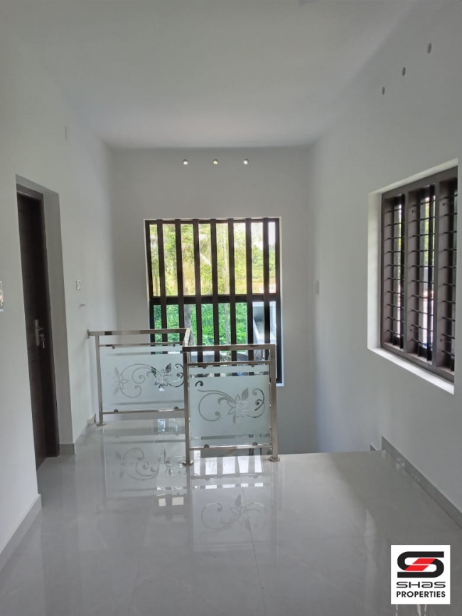 Independent house for sale at Maradu,Ernakulam