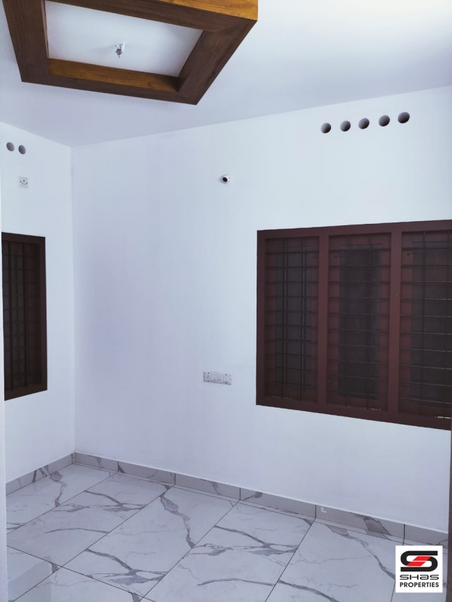  3 BHK House for sale at Maradu, Ernakulam