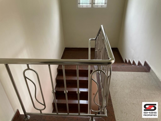 4 BHK House for sale near Petta , Ernakulam