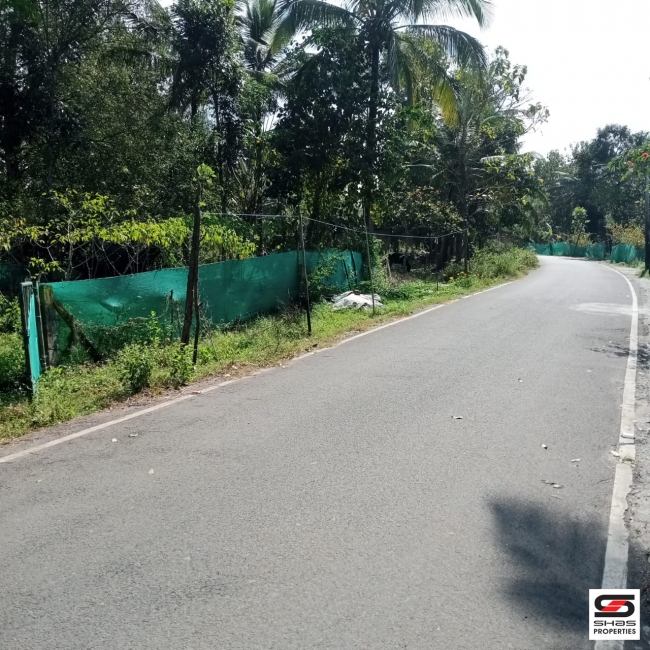 River view plot for sale at Pulpally, Wayanad