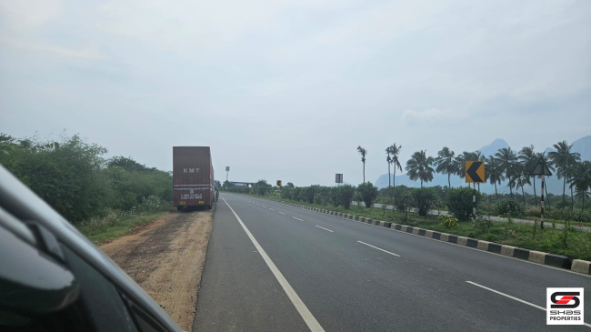 NH facing land for rent in Walayar, Palakkad