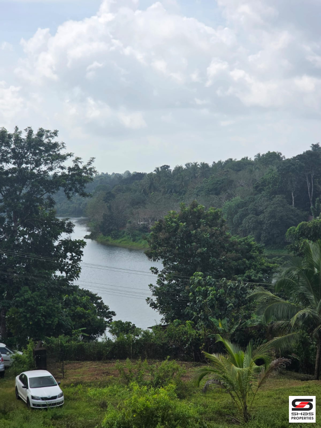 Land for sale near Poomala, Thrissur