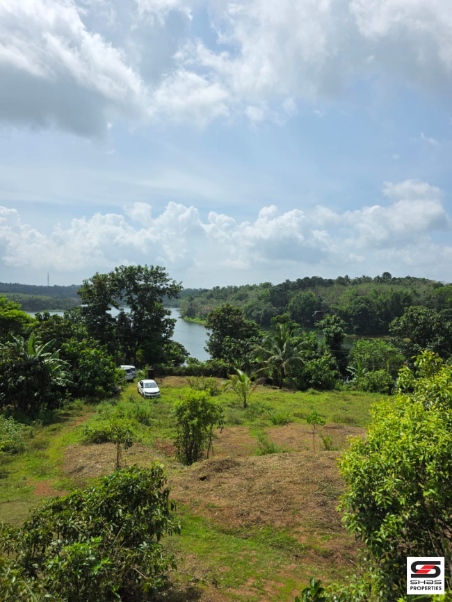 Land for sale near Poomala, Thrissur