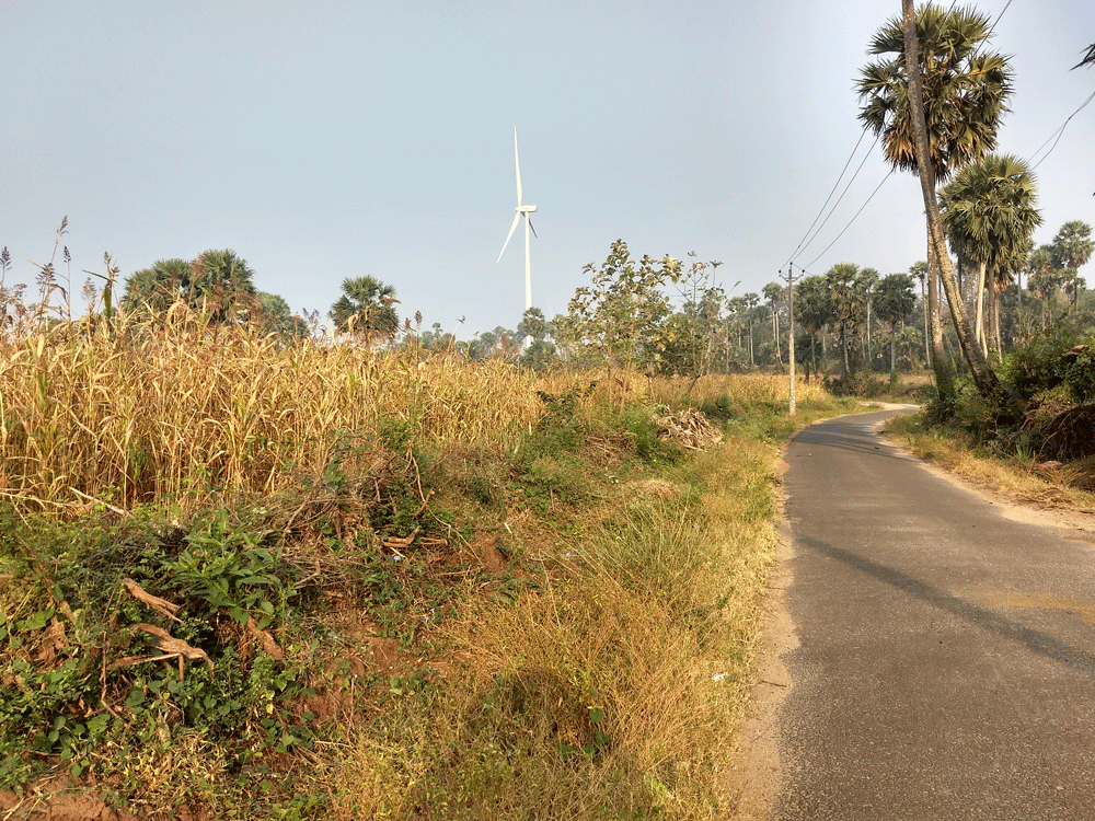 Agricultural land of 4.5 acres is available at Kozhinjampara, Palakkad