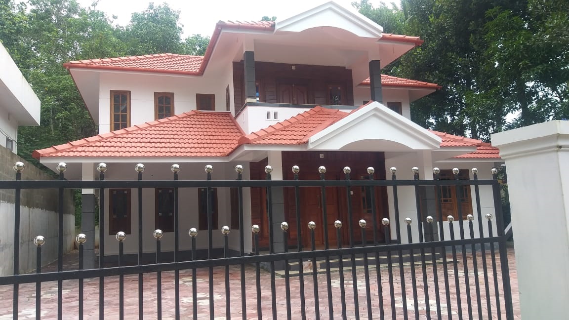4BHK, 2500 Sq ft house for sale in Sulthan Bathery Wayanad Kerala