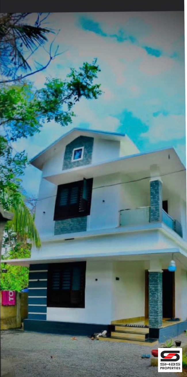 3 BHK house for sale in Puthuppariyaram, Palakkad