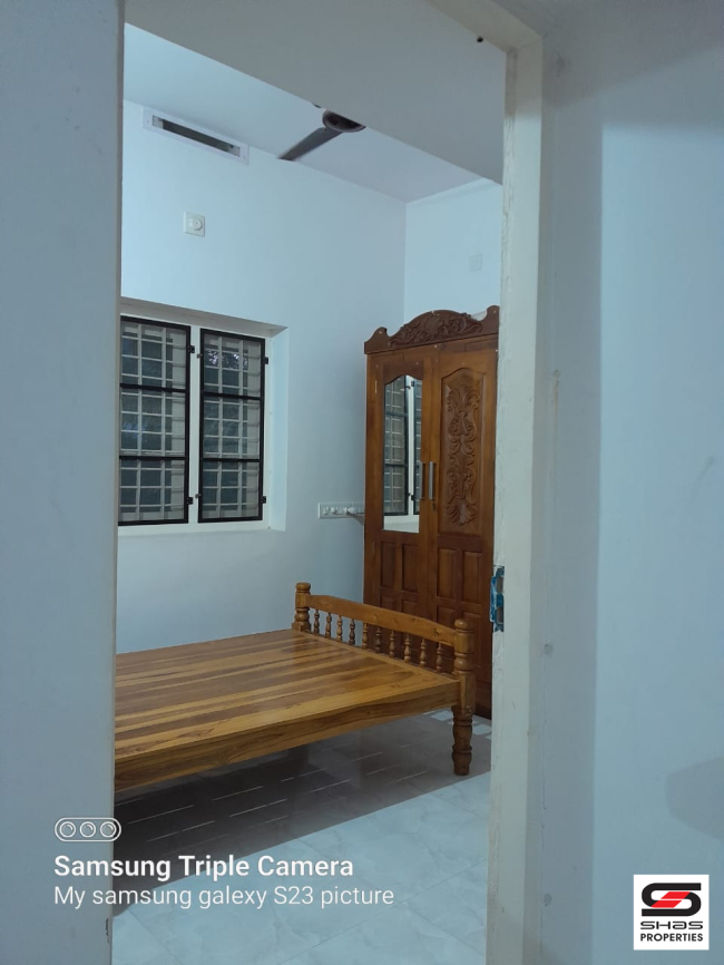2 BHK house for sale in Muttikulangara, Palakkad