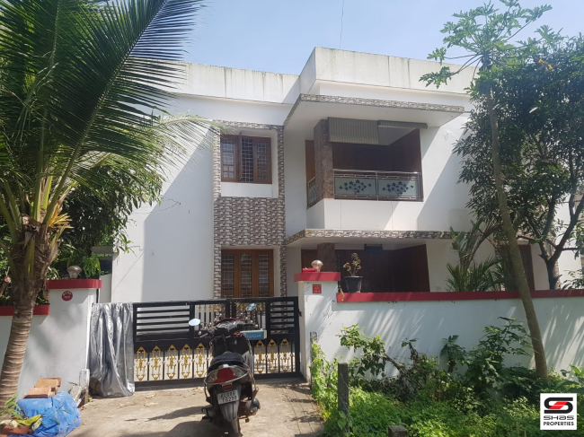 4 BHK house for sale in Koorkenchery, Thrissur