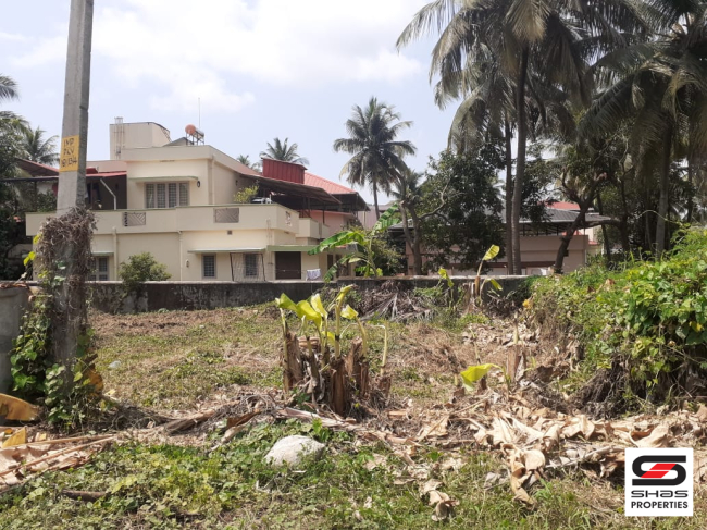 7 Cent house plot for sale in Kunnathurmedu, Palakkad