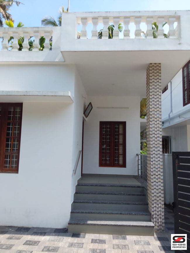 2 BHK house for sale in Vypin, Kochi 