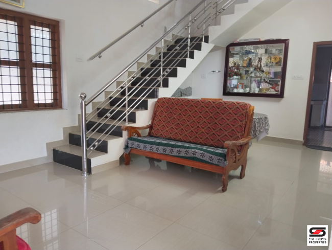 4 BHK house for sale in Kanimangalam, Thrissur