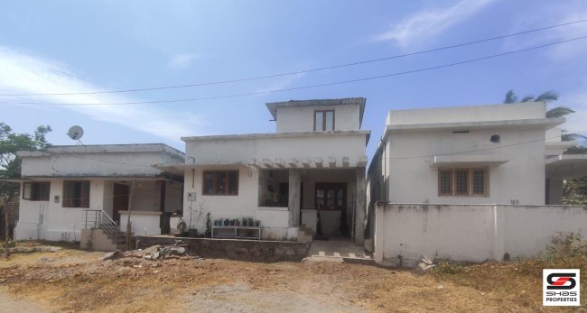 2 BHK house for sale below 40 lakhs near Palakkad Town