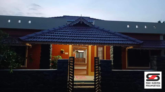 3 BHK house for sale in Dhoni, Palakkad