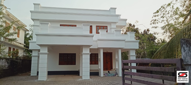 4 BHK house for sale in Taliparamba, Kannur
