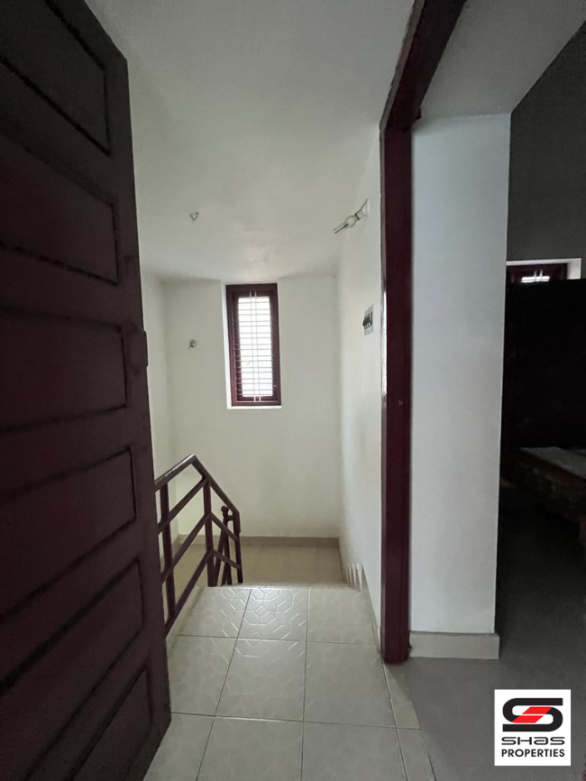 Furnished house for rent in Sekharipuram, Palakkad