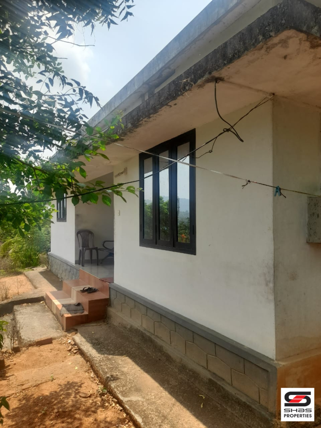 2 BHK house for sale in Wadakkanchery, Thrissur