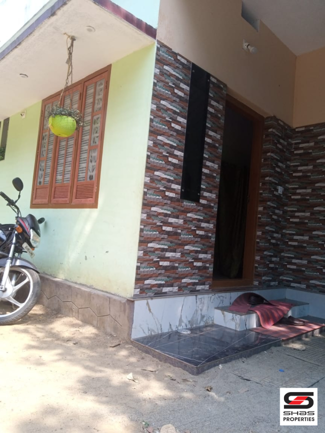 2 BHK house for sale in Pattambi, Palakkad for 15 Lakhs
